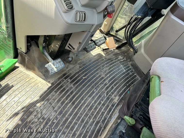 image for item EK4725 2003 John Deere  6320 MFWD tractor