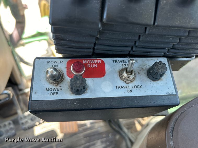 image for item EK4725 2003 John Deere  6320 MFWD tractor