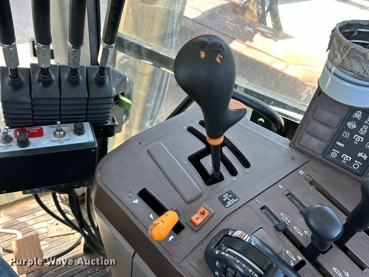 image for item EK4725 2003 John Deere  6320 MFWD tractor