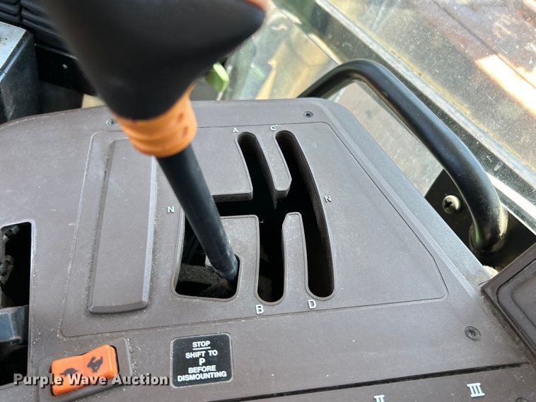 image for item EK4725 2003 John Deere  6320 MFWD tractor