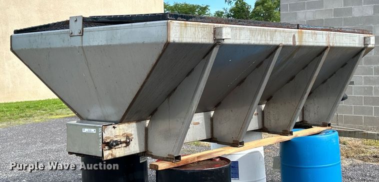 image for item EK4739 Flink spreader