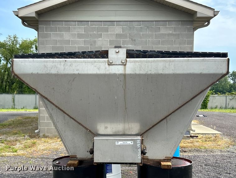 image for item EK4739 Flink spreader