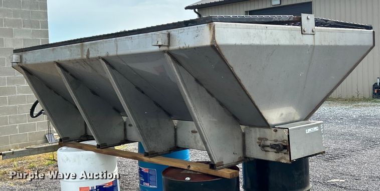 image for item EK4739 Flink spreader