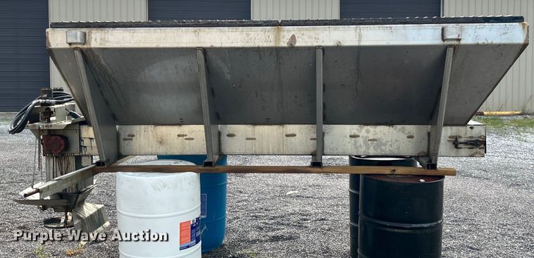 image for item EK4739 Flink spreader