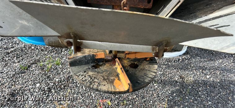 image for item EK4739 Flink spreader