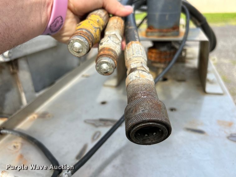 image for item EK4739 Flink spreader