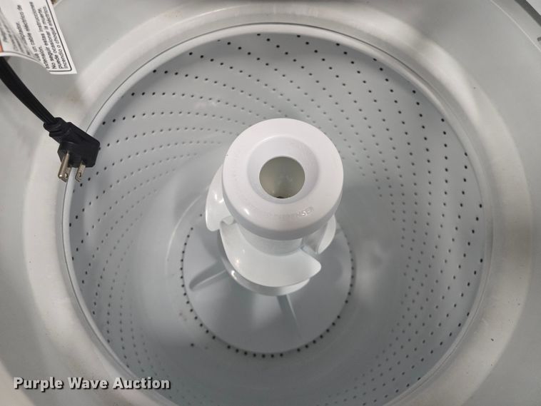 image for item EK6019 Whirlpool washer and dryer