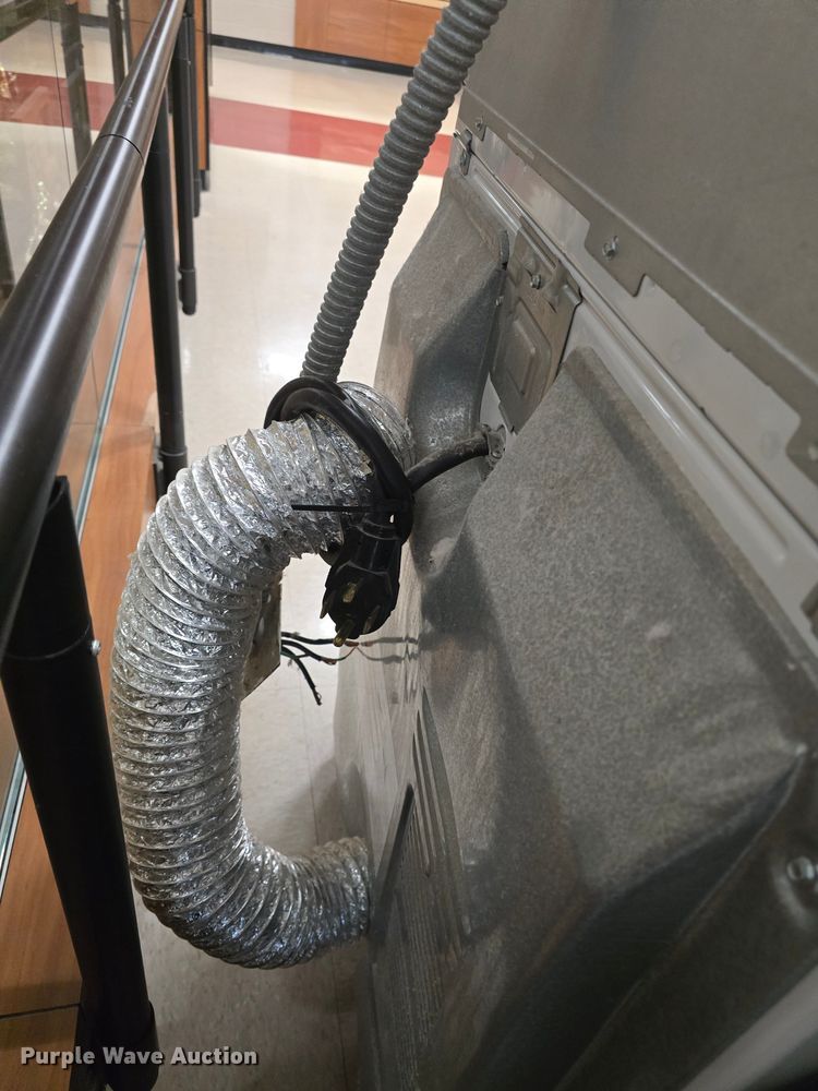 image for item EK6019 Whirlpool washer and dryer