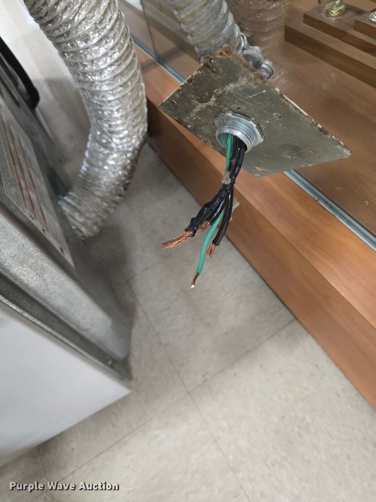 image for item EK6020 2007 Intek IEC-6TW steam kettle