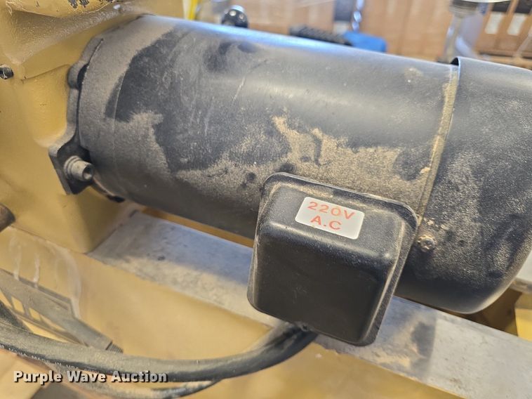 image for item EK6038 Powermatic  3520A wood lathe