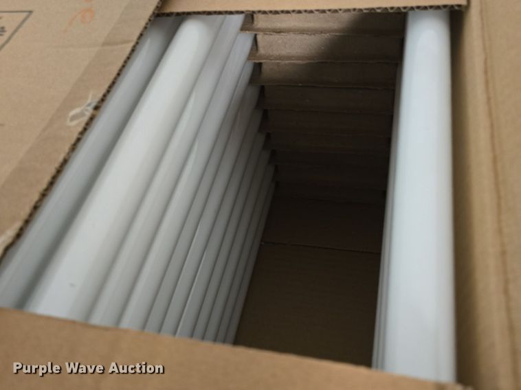 image for item EK6043 (5) partial boxes of U-light bulbs