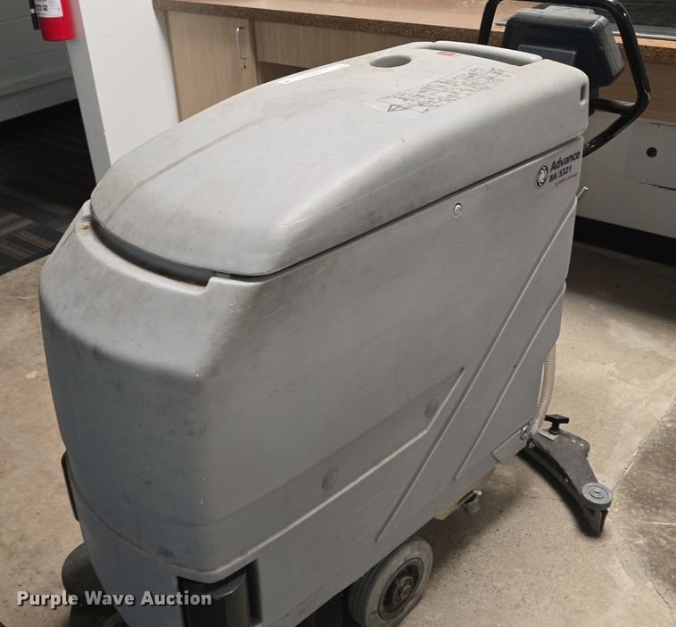 image for item EK6045 Janitorial equipment 