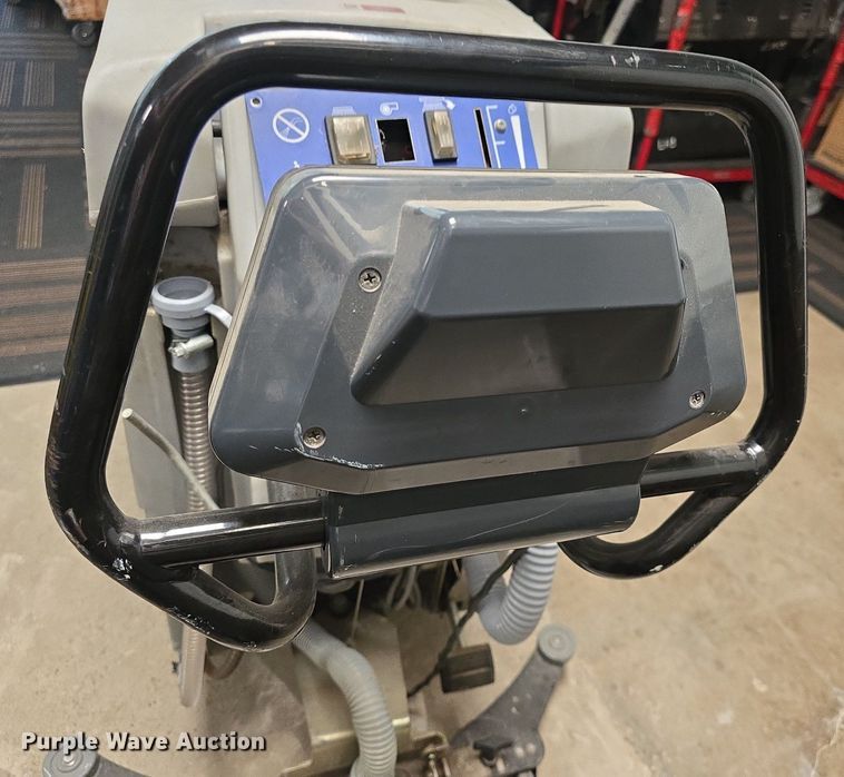 image for item EK6045 Janitorial equipment 