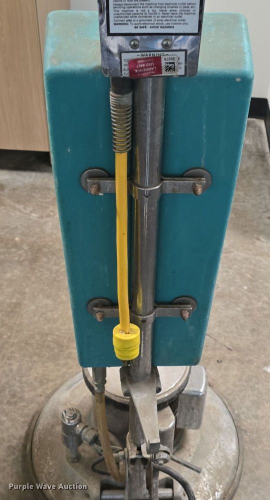 image for item EK6045 Janitorial equipment 