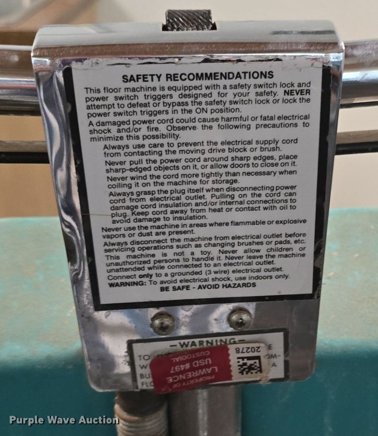 image for item EK6045 Janitorial equipment 