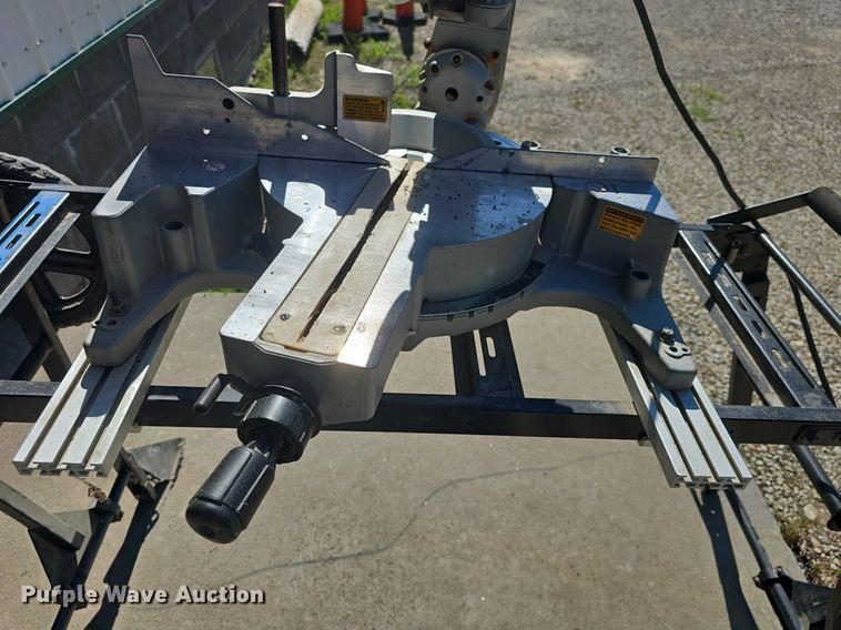 image for item EK6066 Makita  LS1212  chop saw