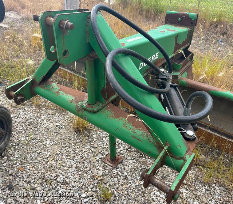 image for item EK8538 John Deere  blade