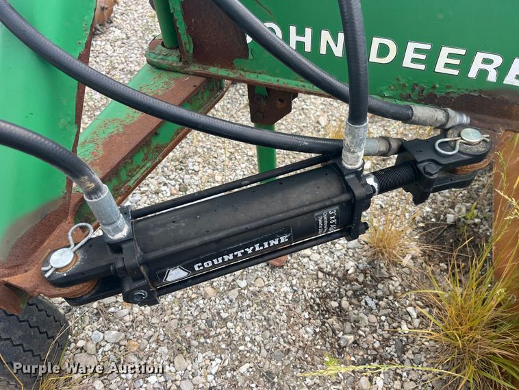 image for item EK8538 John Deere  blade