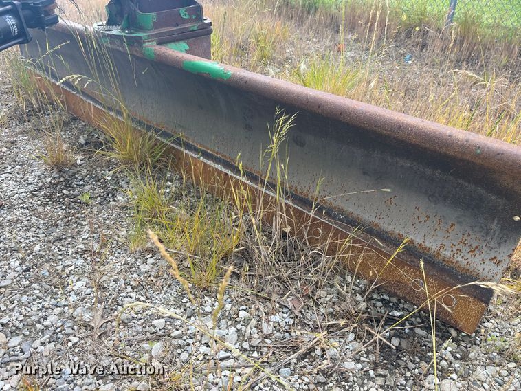 image for item EK8538 John Deere  blade