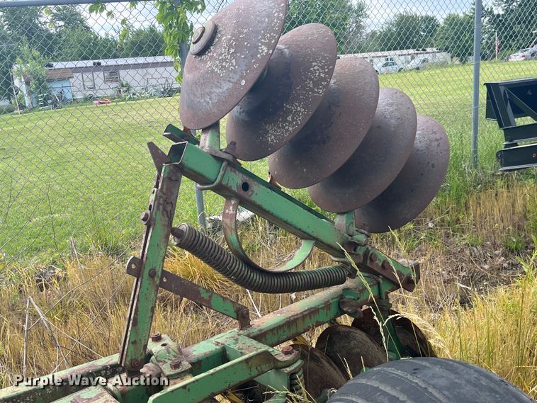 image for item EK8539 John Deere EHIB2 tandem disk