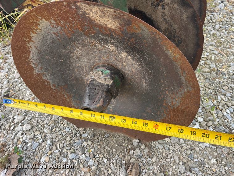 image for item EK8539 John Deere EHIB2 tandem disk