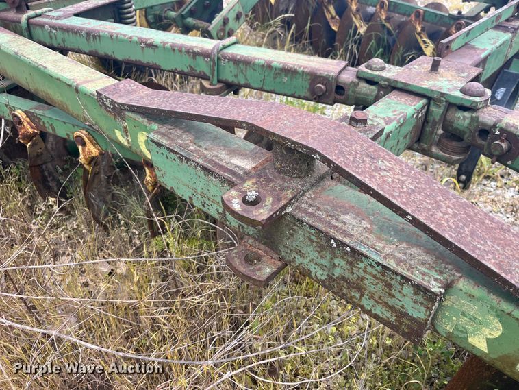 image for item EK8539 John Deere EHIB2 tandem disk