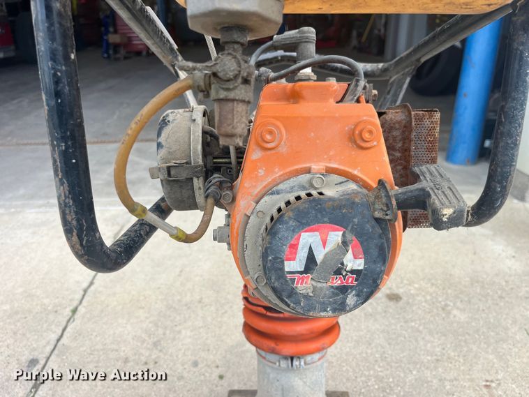 image for item EK8574 Mikasa Sangyo MT-60H plate compactor