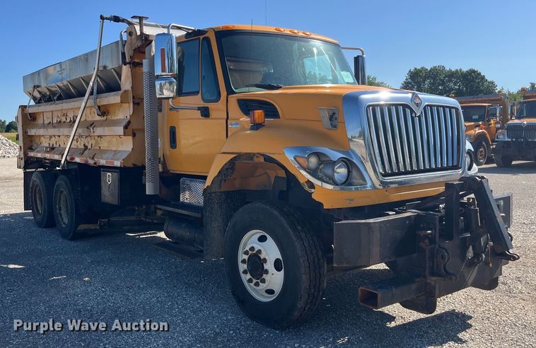 image for item EK8592 2012 International  7500 dump truck