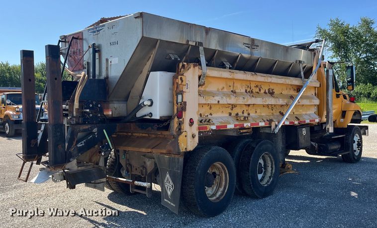 image for item EK8592 2012 International  7500 dump truck