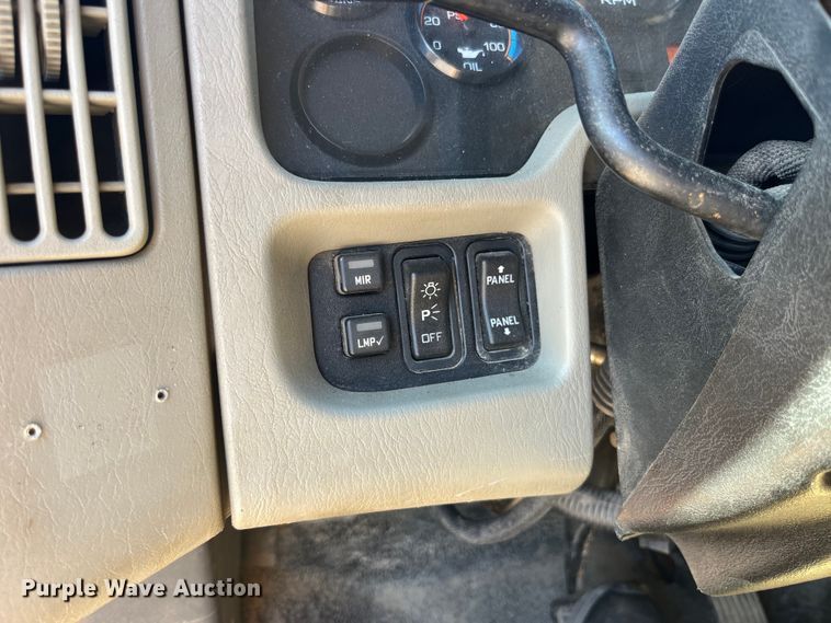 image for item EK8592 2012 International  7500 dump truck