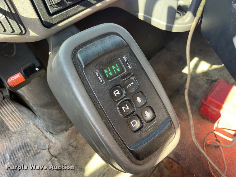 image for item EK8592 2012 International  7500 dump truck