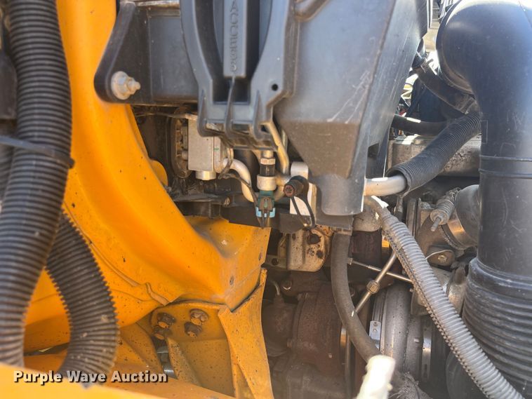 image for item EK8592 2012 International  7500 dump truck