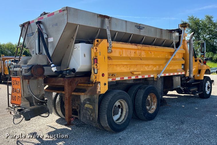 image for item EK8593 2010 International  7500 dump truck