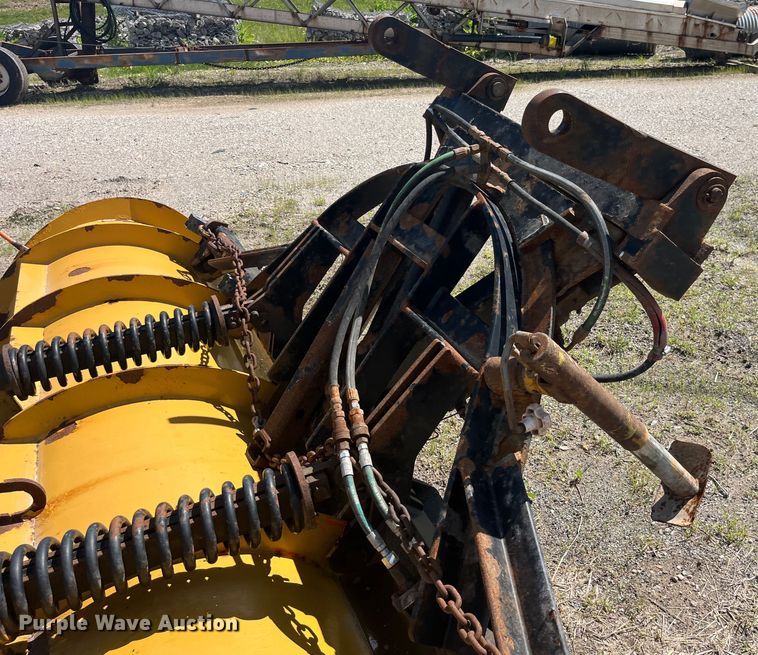 image for item EK8593 2010 International  7500 dump truck