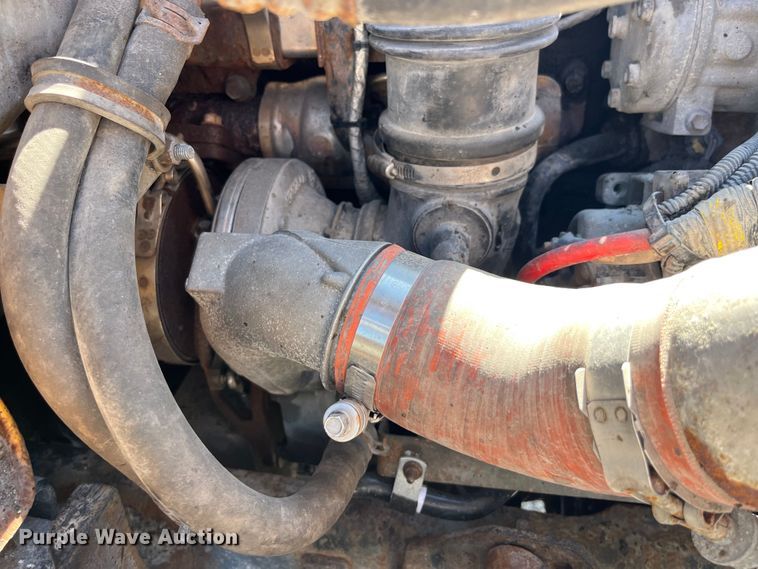 image for item EK8593 2010 International  7500 dump truck