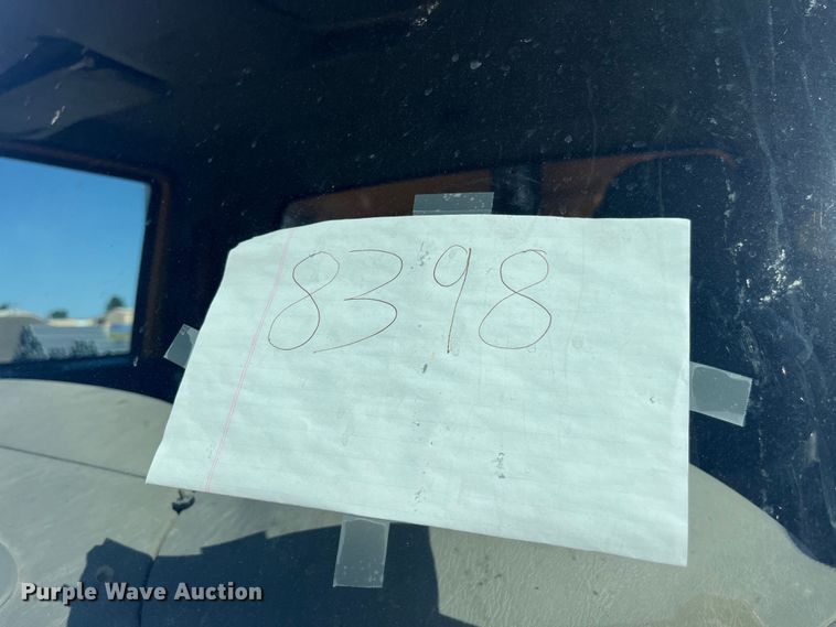 image for item EK8593 2010 International  7500 dump truck