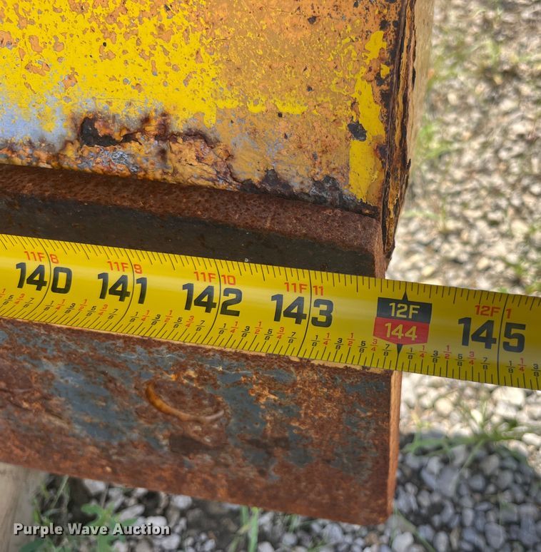 image for item EK8594 2006 International  7400 dump truck