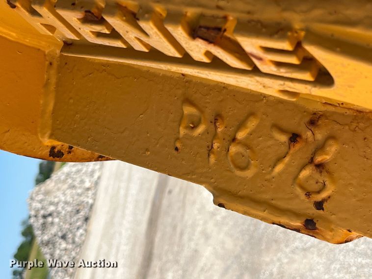 image for item EK8594 2006 International  7400 dump truck