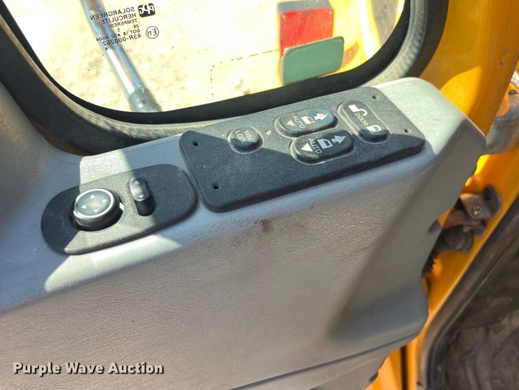 image for item EK8594 2006 International  7400 dump truck