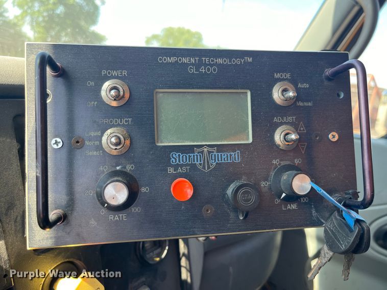 image for item EK8594 2006 International  7400 dump truck