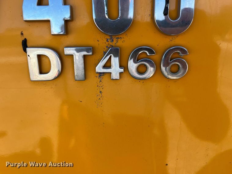 image for item EK8594 2006 International  7400 dump truck