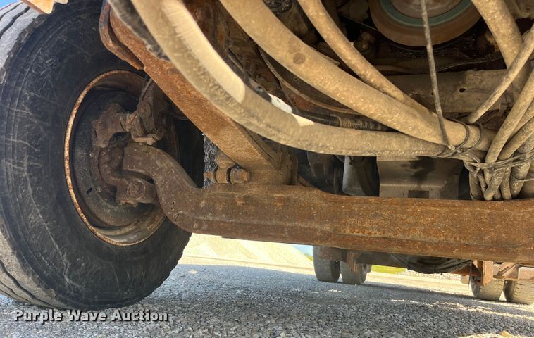 image for item EK8594 2006 International  7400 dump truck