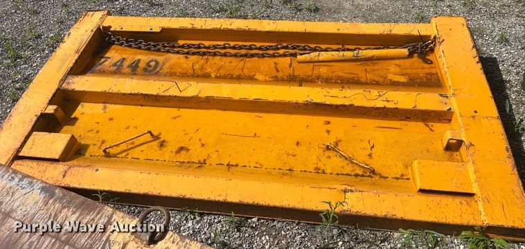 image for item EK8596 2006 International  7500 dump truck