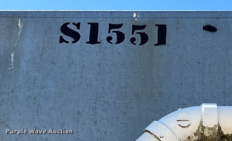 image for item EK8596 2006 International  7500 dump truck