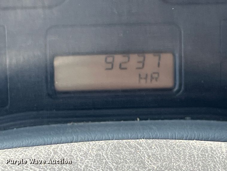 image for item EK8596 2006 International  7500 dump truck