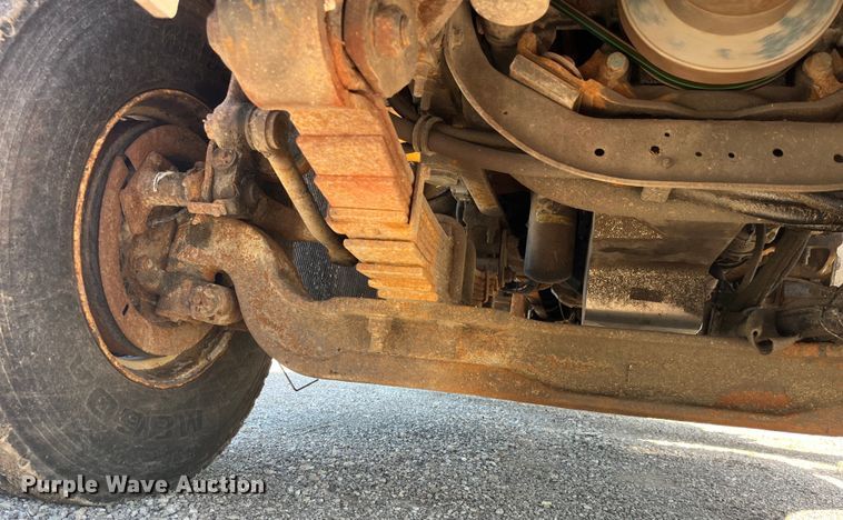 image for item EK8596 2006 International  7500 dump truck