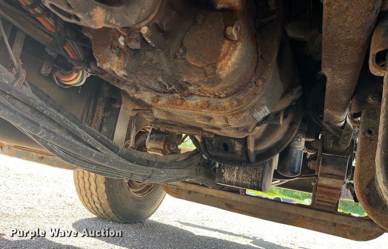 image for item EK8596 2006 International  7500 dump truck