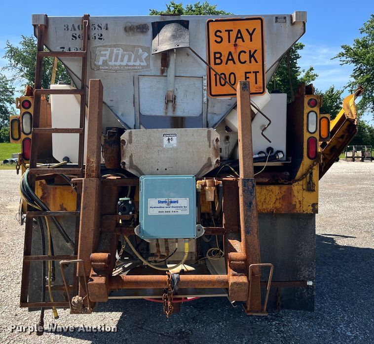 image for item EK8597 2006 International  7400 dump truck