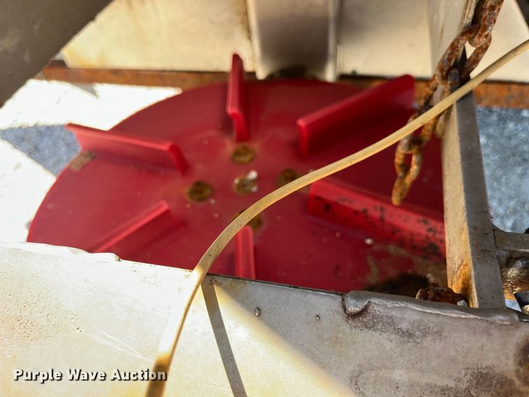 image for item EK8597 2006 International  7400 dump truck