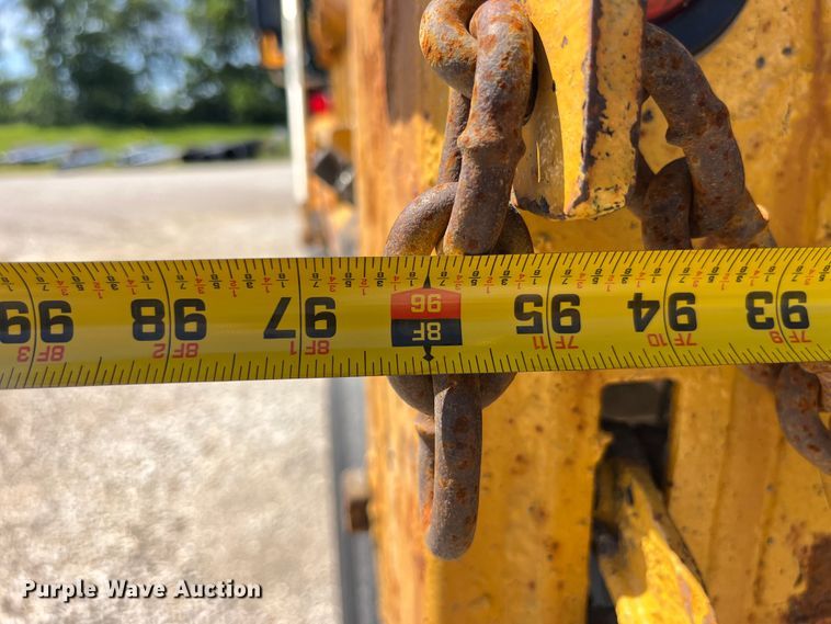 image for item EK8597 2006 International  7400 dump truck